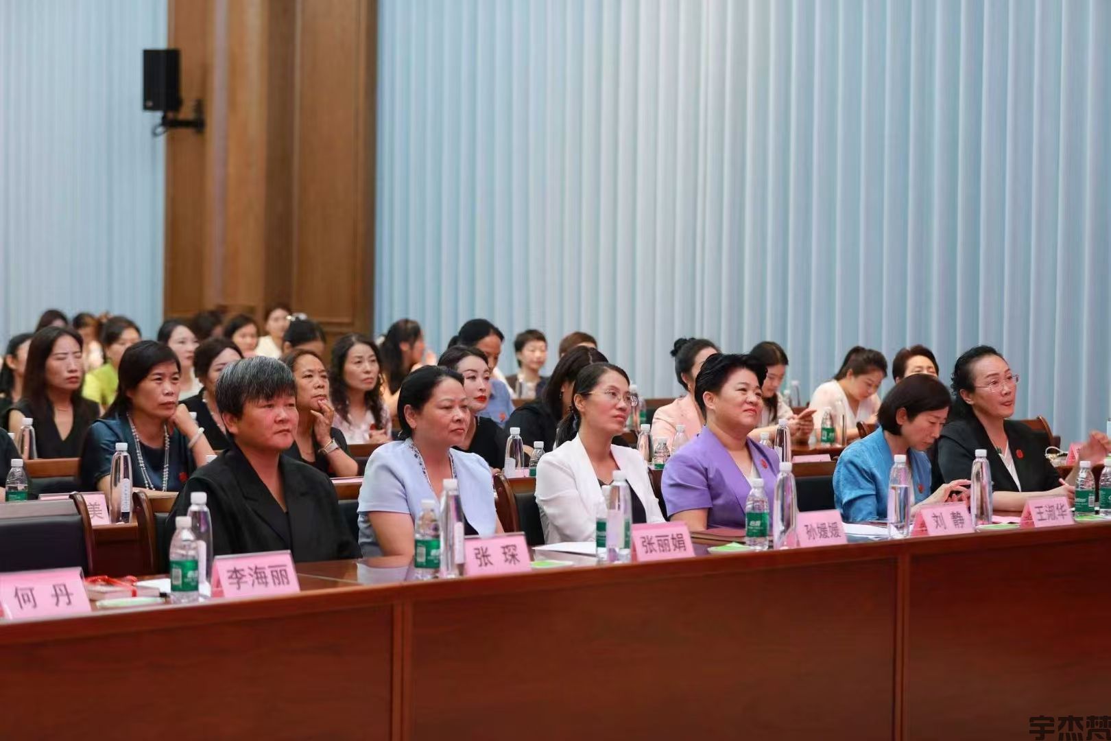 宇杰梵服饰第三届巾帼创新创业大会掠影(图6)