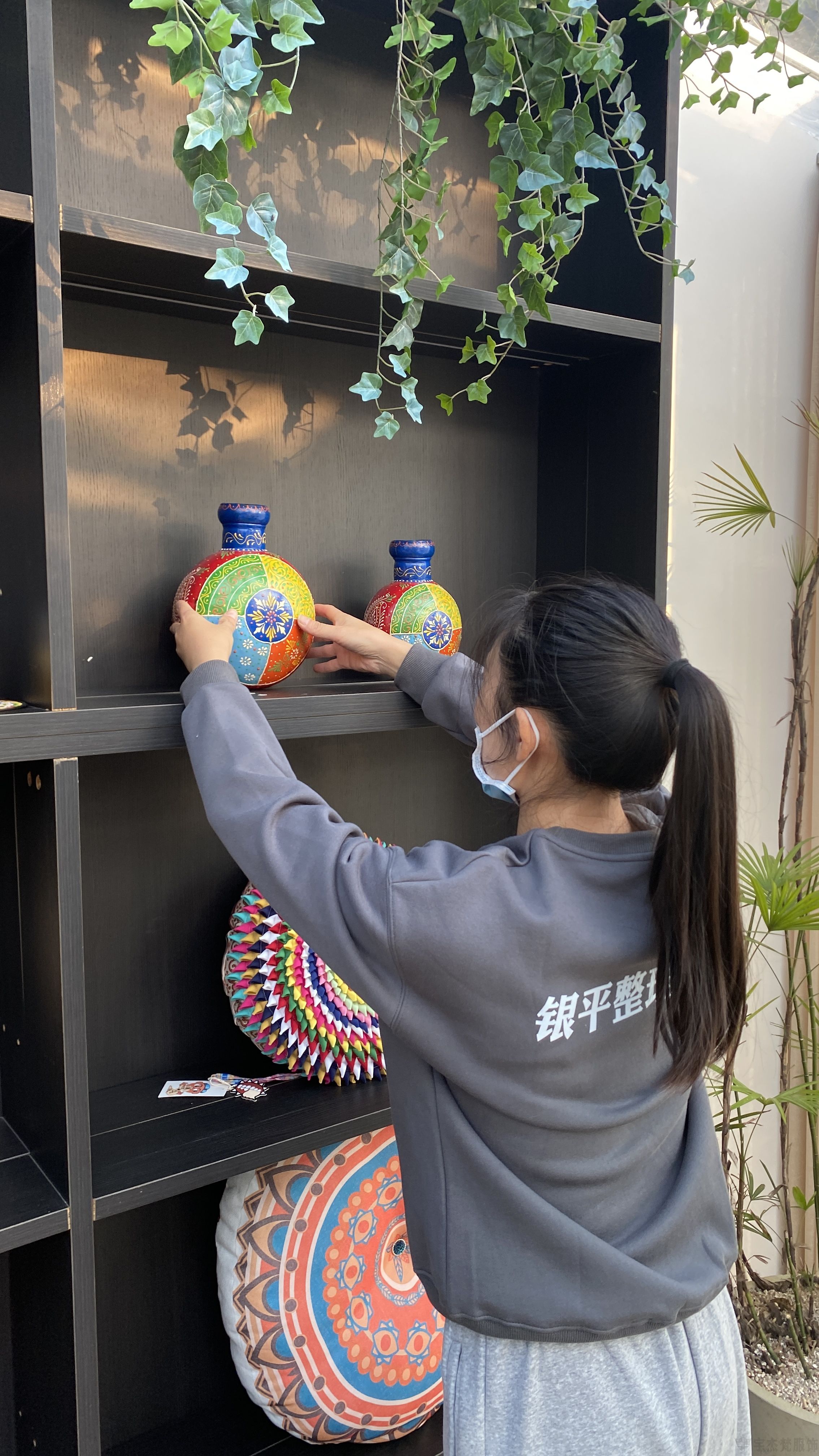 客户风采｜为专业团队打造专业形象：银平整理收纳工装定制案例(图3)